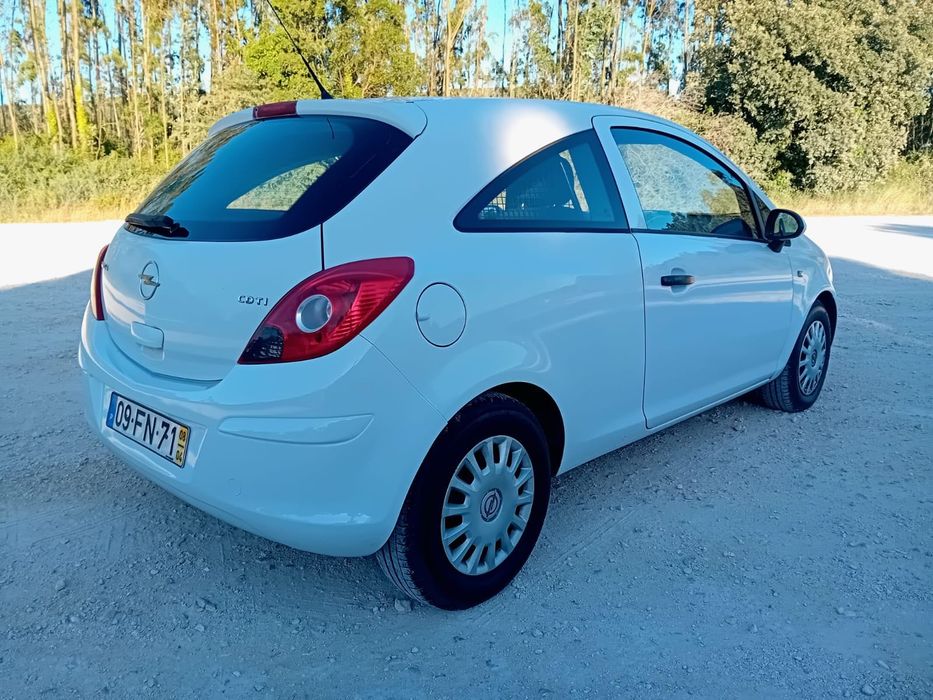 Opel corsa D 1.3