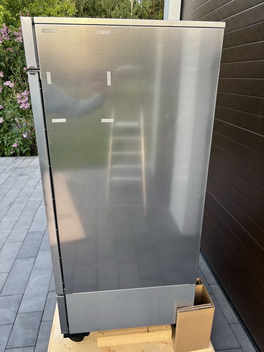 Komora klimatyczna, fitotronowa Memmert ICH 260L