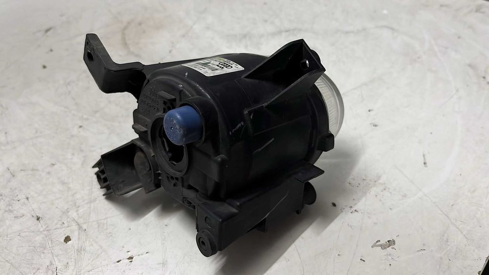 Farol nevoeiro esquerdo Audi A4 S4 B7 8E 8H