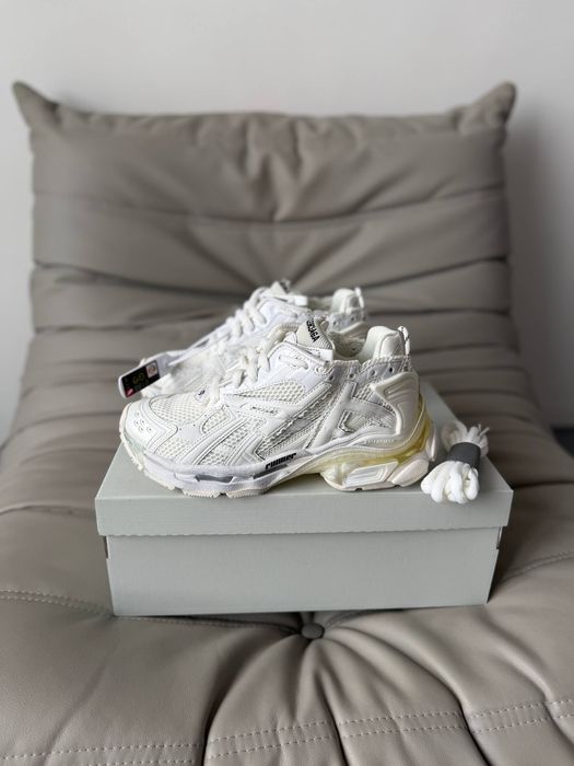 Balenciaga Runner (чорні та білі)