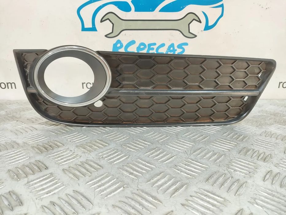 Grelha direita para-choques frontal original Audi A5 8T