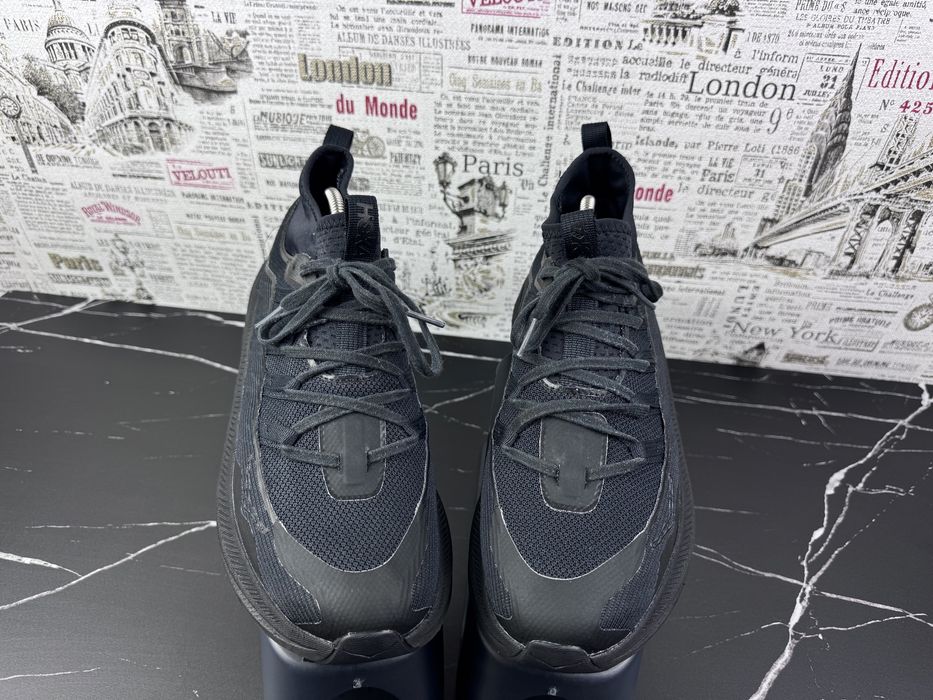 Оригінал Кросівки Hoka One One Kawana Mid Розмір 43 Взуття