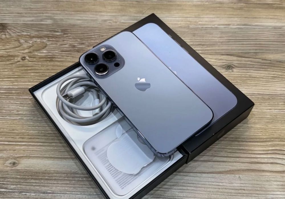 Продам iPhone 13 Pro 256. Срочно.