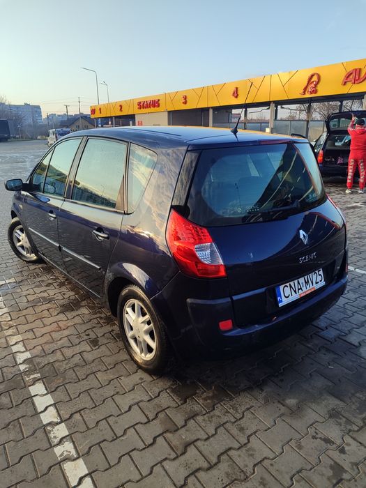 Продам Рено сценік