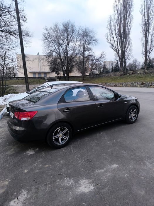 КІА cerato 2012.