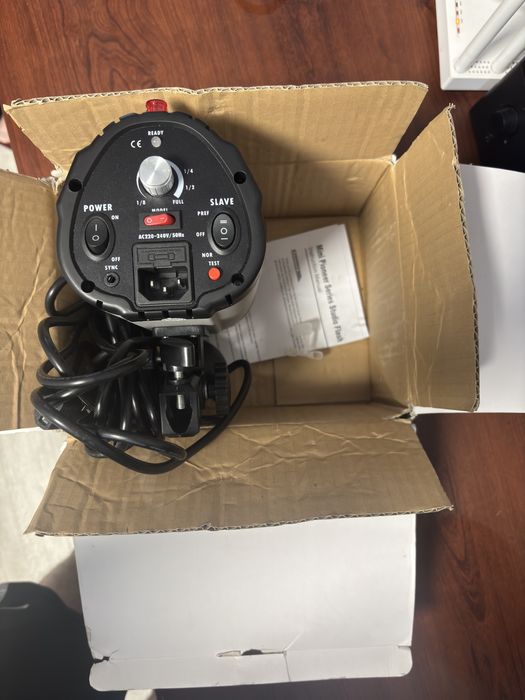 Студійний імпульсний спалах Godox Mini Pioneer 300 DI