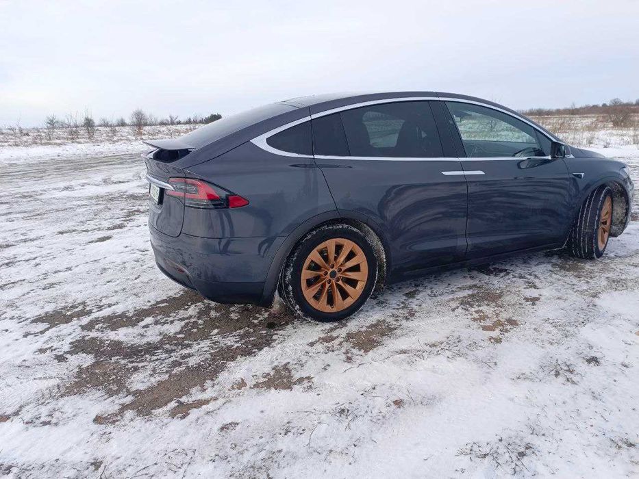 Продаю Tesla Model X 2016 року