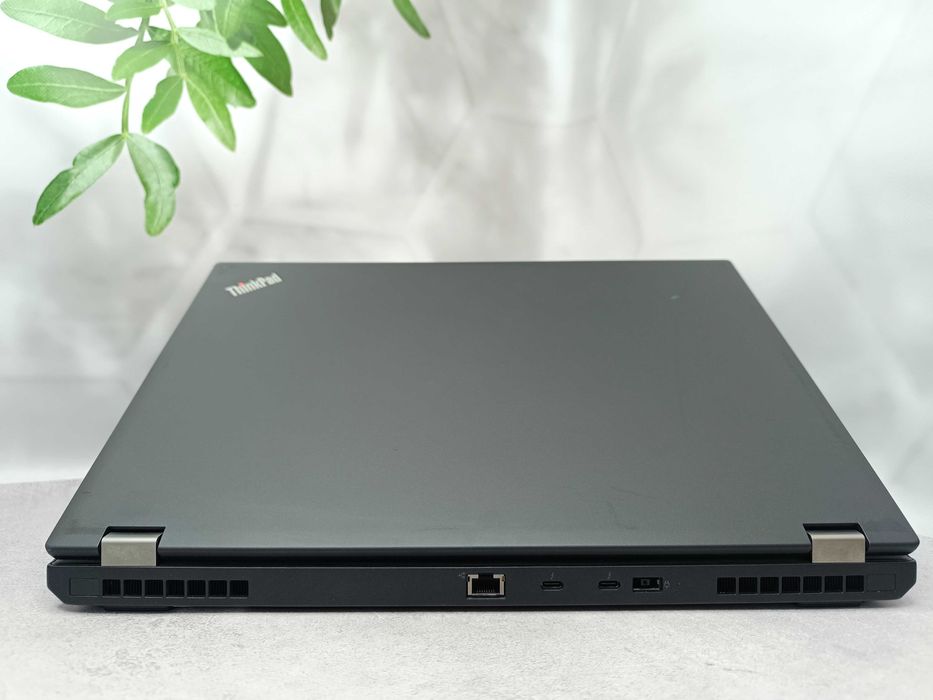 Quadro T2000 (4GB)/Lenovo ThinkPad P53/i7-9850H/16/512M2/IPS/6 ядер