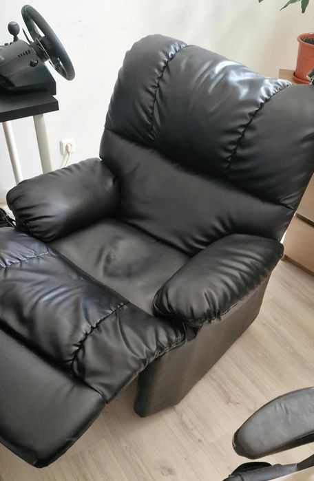 Cadeirão Reclinável de Massagem Preto / Black Reclining Massage Chair