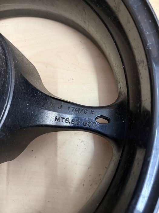 Jantes Suzuki GSXR 600 / 750 / 1000 K5 K6 K7 K8