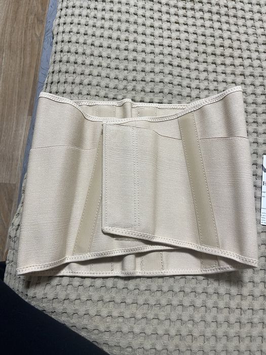 Пояс- бандаж для поперекового відділу хребта