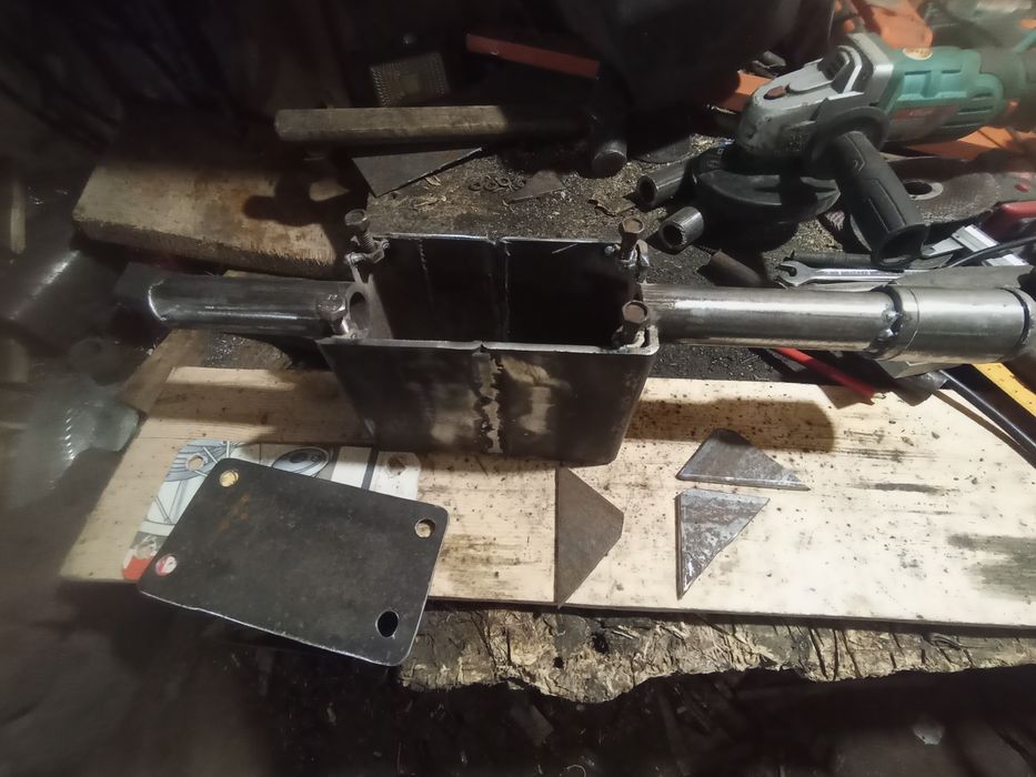 Виготовлення під замовлення на ЮМЗ 6 куліса бокова