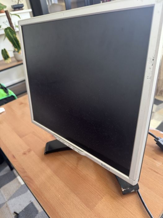 Monitor Belinea - square