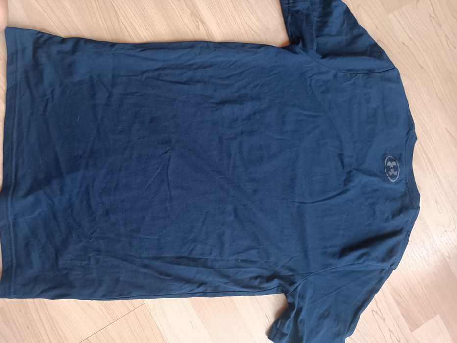 T-shirt under armour granatowy rozm.M