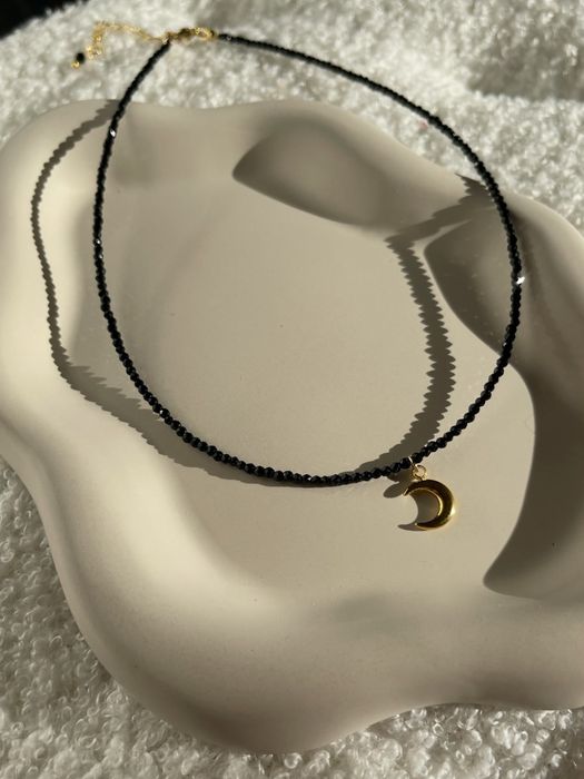Czarny turmalin naszyjnik choker z kamieni zawieszka księżyc talizman