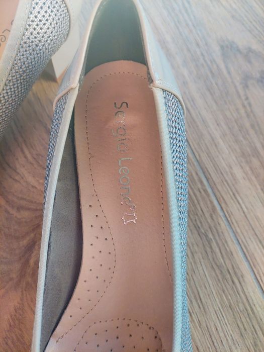Szare buty na obcasie r 39