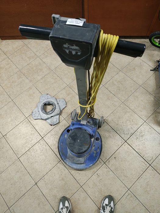 Szorowarka Numatic HFM1515