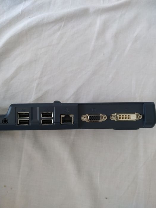 Lifebook port replicator