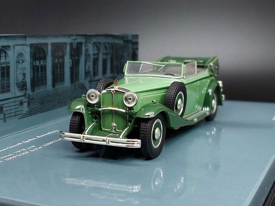 (Minichamps) 1/43 Maybach Zeppelin масштабна модель