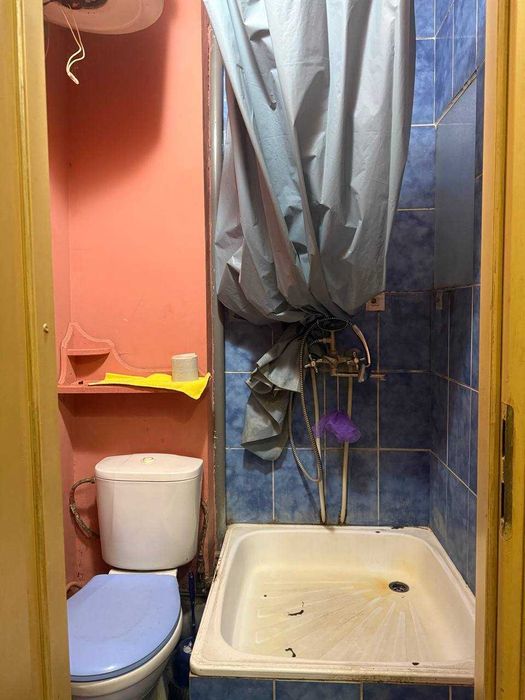 Продаж однокімнатної квартири на вул. Любечська