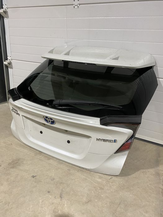 Toyota CH-R Mala/Farolins