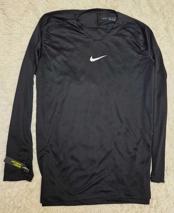 Рашгард \термо Nike invincible thumb loop