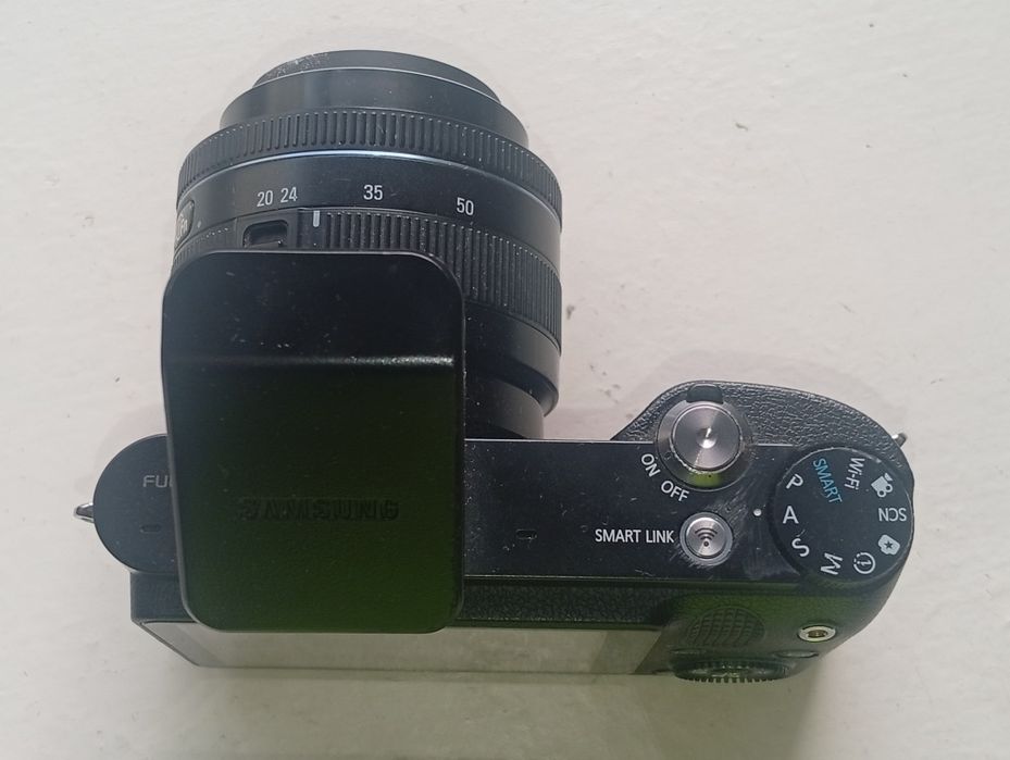 Câmera de fotografia Samsung com bolsa e carregador