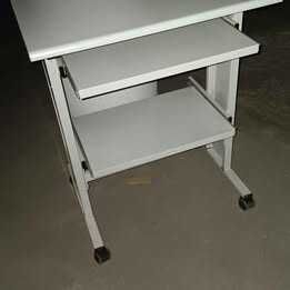 Metal Computer Desk with Wheels *64751307825410121
