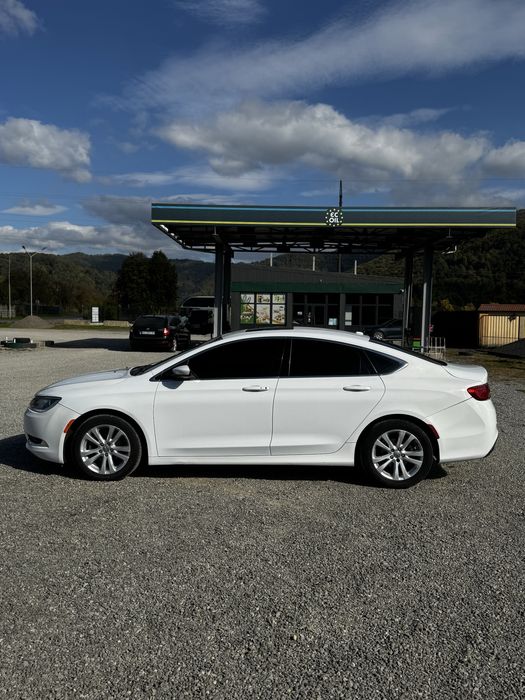 Продам Chrysler 200 2015 рік 2.4і