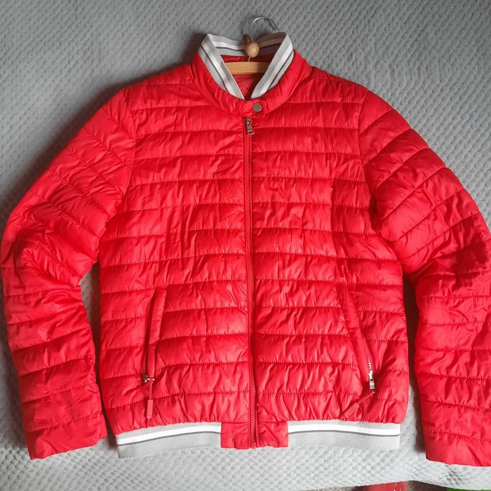 Продам куртку жіночу