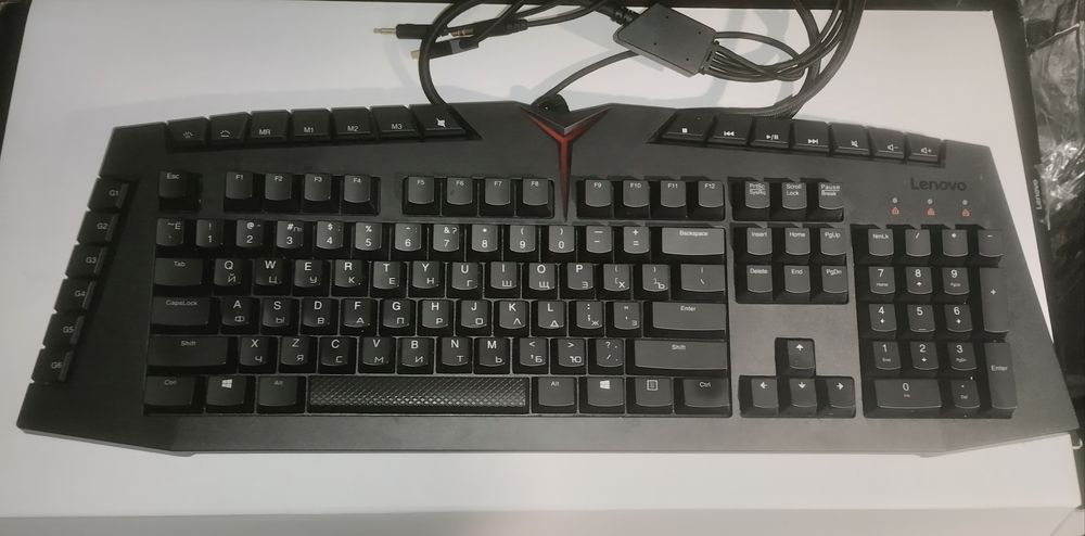 Lenovo клавиатура для ПК(игровая)