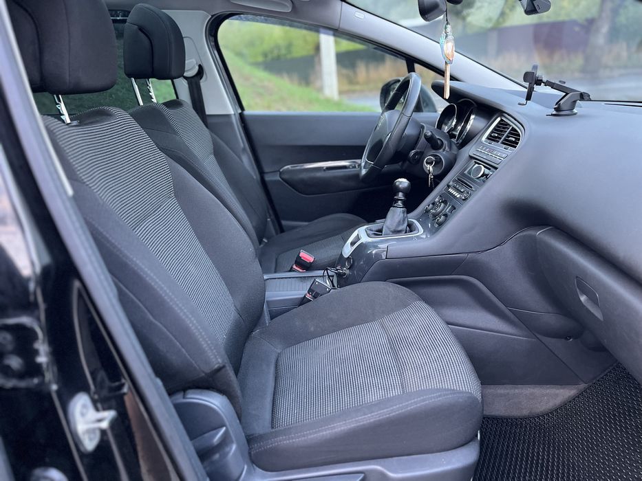 Exlusive Pegout 5008 2010