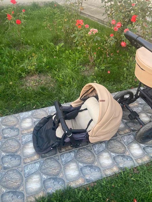 Дитячий візок 2 в 1 Angelina Respect Ecco Бежевий RE54