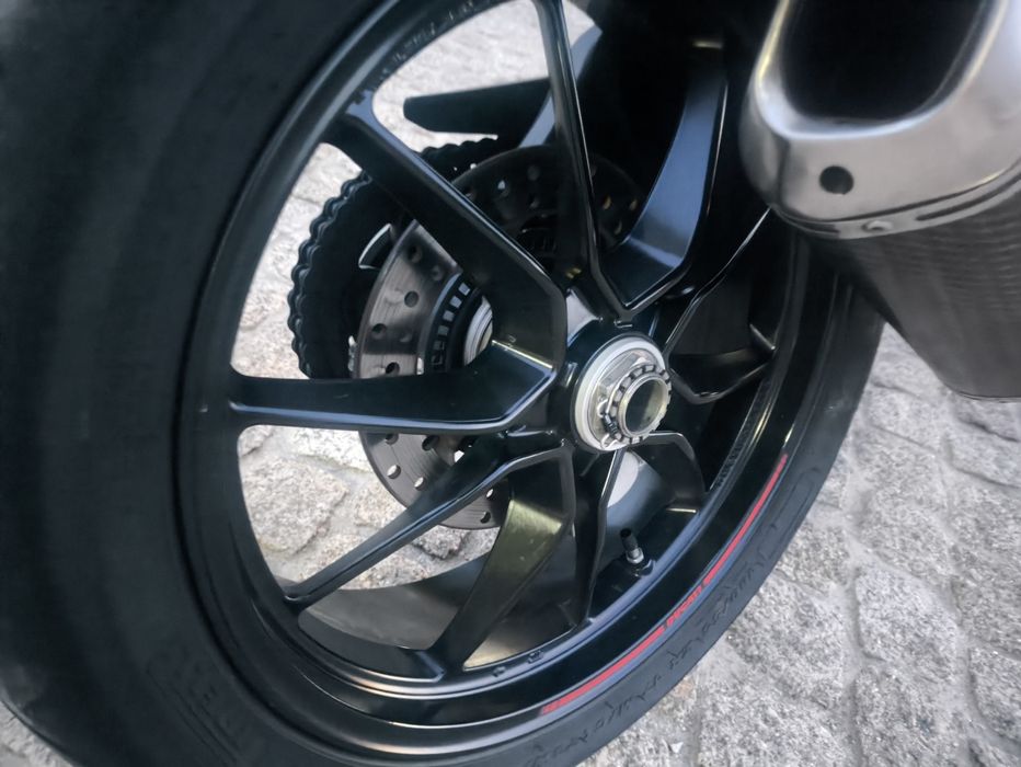 Ducati Monster 1100 evo 2013