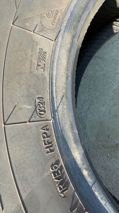 Opony 2szt 215/70R15