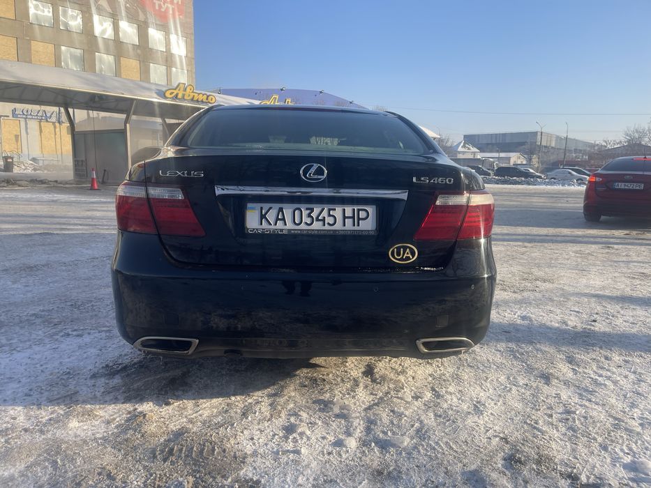 Продам авто LS 460