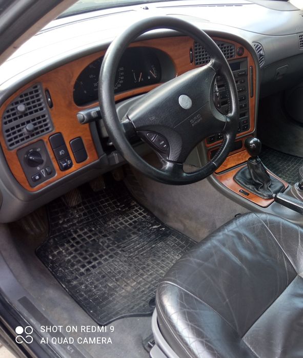 Saab 9-5 200-Koni.