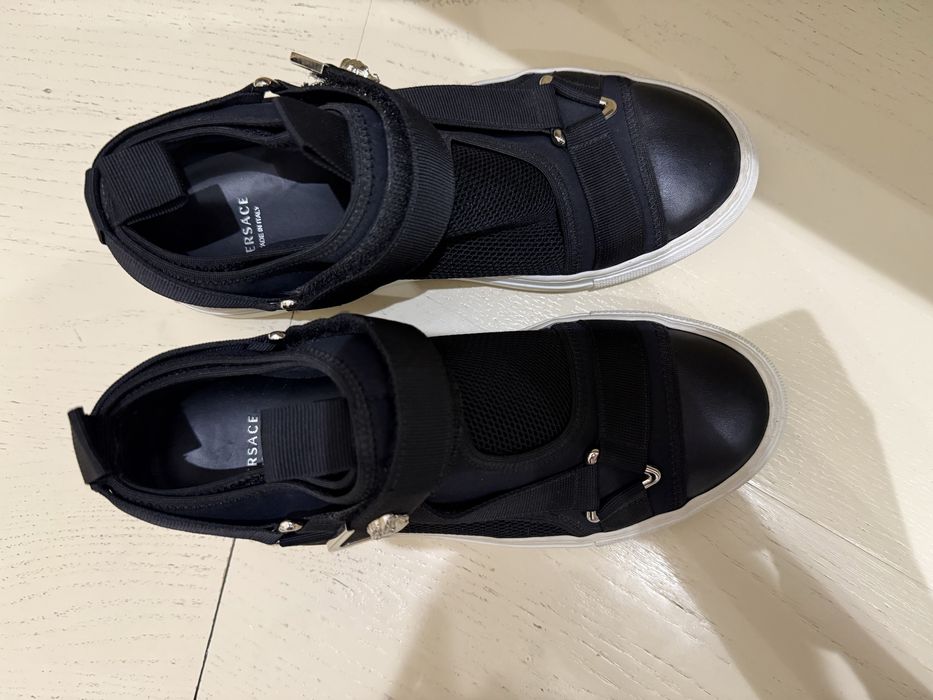 Оригінальні кеди Versace