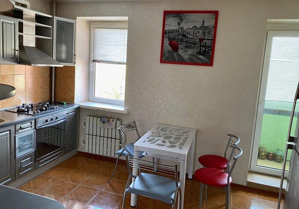 Продажа 3-к.квартиры, рядом станция метро Защитников Украины