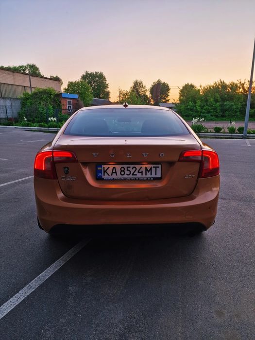 Volvo 2011рік акпп офіційна