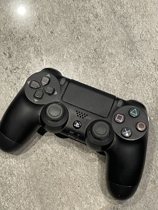 Pad PS4 dualshock - do naprawy