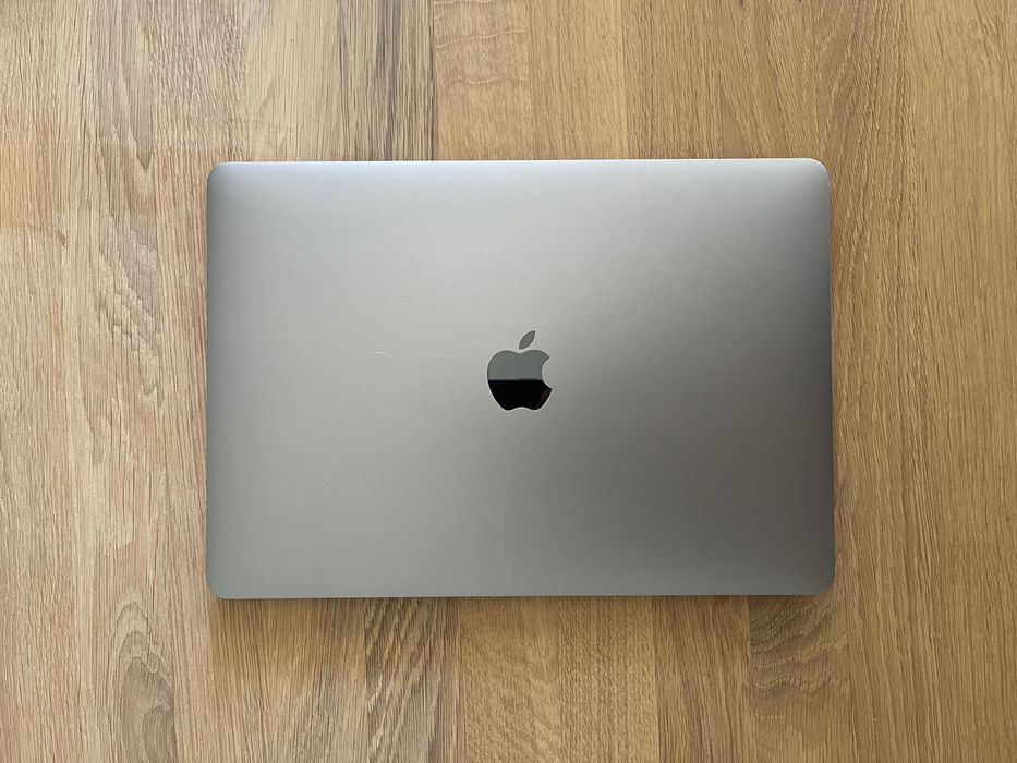 MacBook Pro 13’’ 2018 QWERTZ