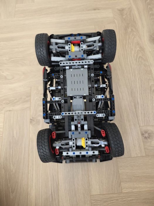 Samocód lego technic