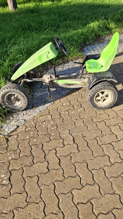 Kart pedais para crianças