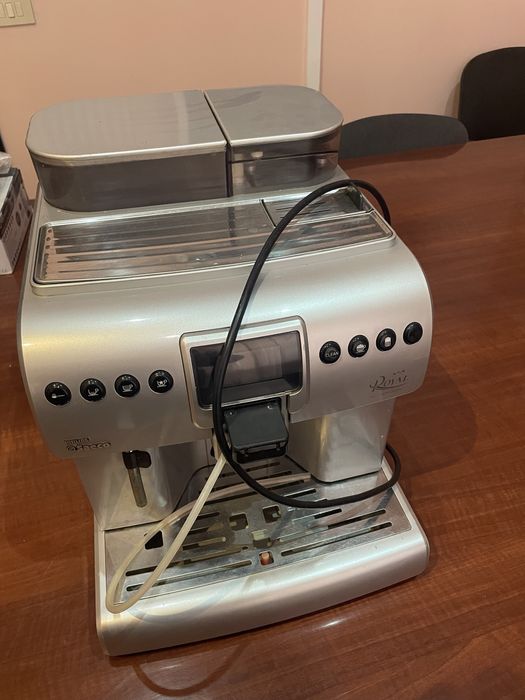 Кавомашина Saeco Focus Royal