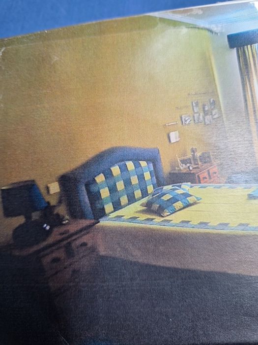 Vendo 2 mesinhas de cabeceira