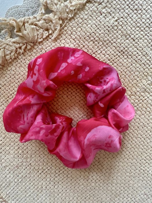 Gumka do włosów scrunchie satyna różowa nowa