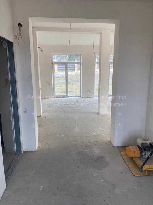 Продаж будинку 197м2 у елітному КМ «Козирна карта» с. Березівка