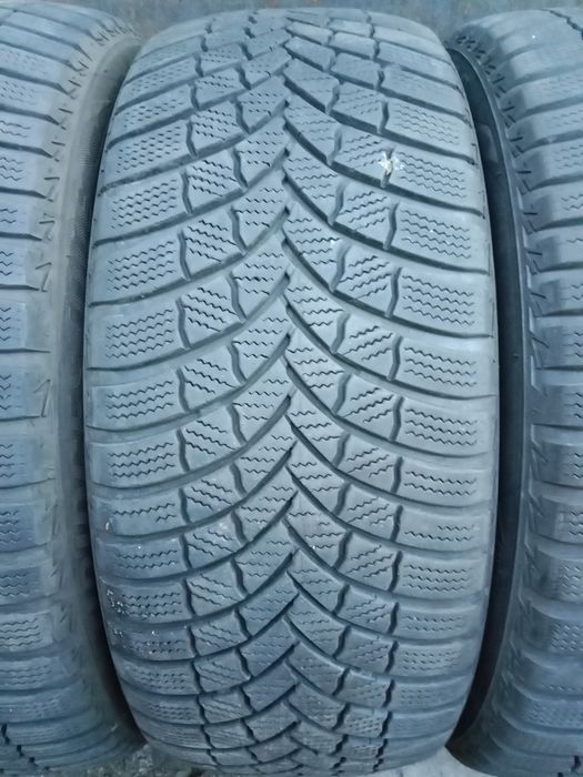 Шини всесезон/зима 205/55-R16 Bridgestone