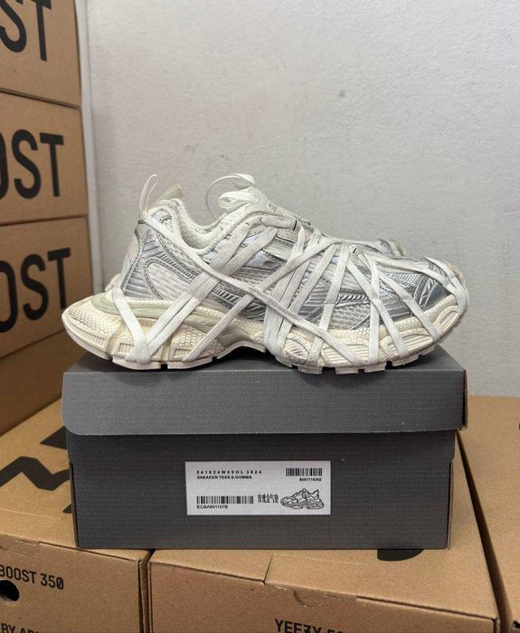 Женские кроссовки Balenciaga 3XL Xteme Laces / Баленсиага 3XL белые  36 37 38 39 40 41